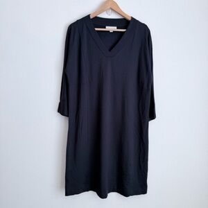 Black V-Neck Shift Dress